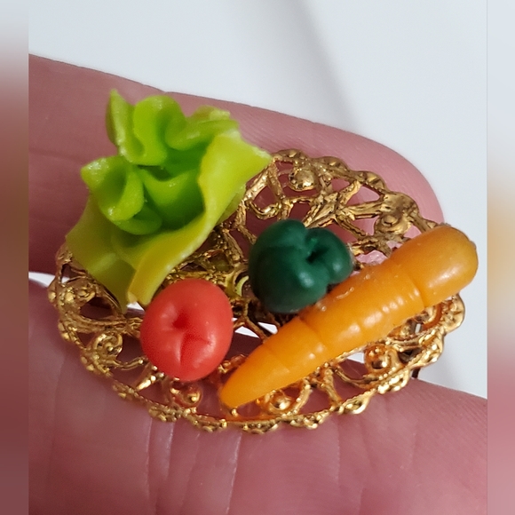 Brooch veggies handmade vintage very unique different 3D spring gold filigree - Picture 3 of 9